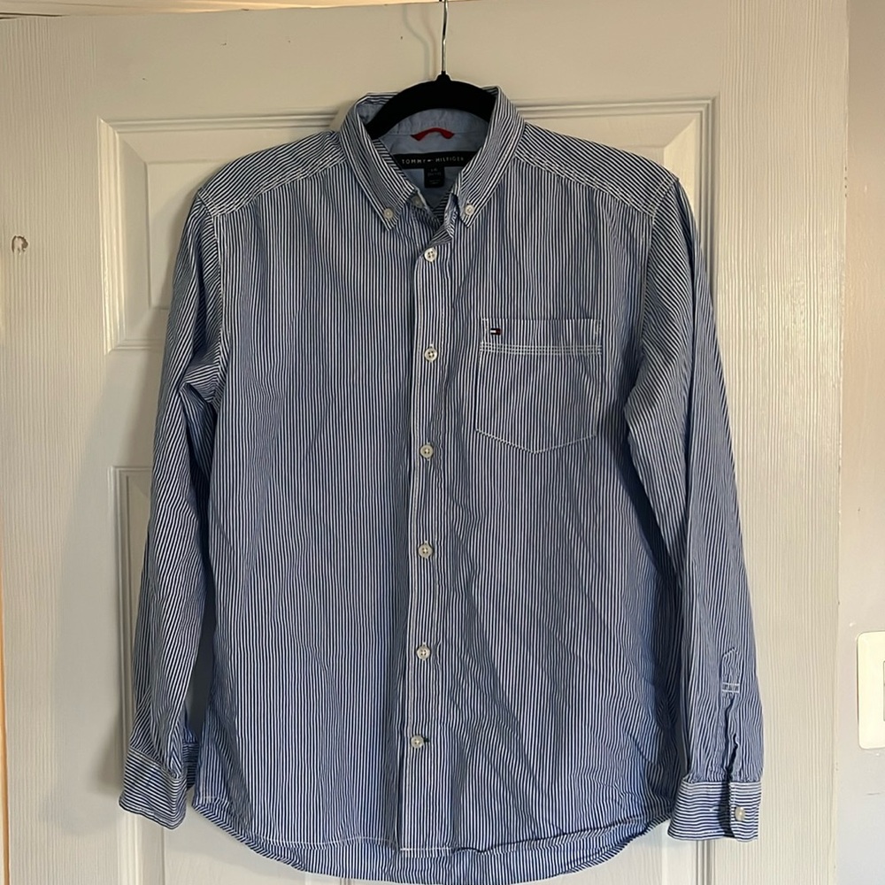 Tommy Hilfiger blue/white cotton striped button down shirt boys’ LG 16/18.